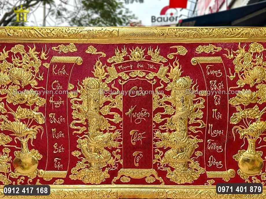 Họa tiết hoa văn được chạm th&uacute;c nổi sắc n&eacute;t